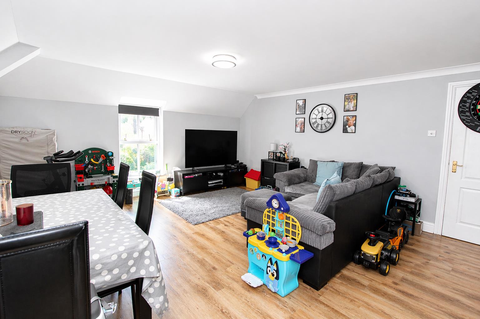 6 Kempton Lodge, 21 Church Paddock Court, Wallington